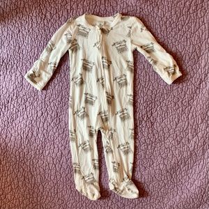 Kate Quinn White Black Typewriters Zip Up Footie Bodysuit 3-6M Modal Blend